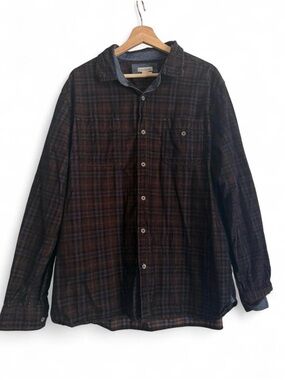 Carbon2cobalt Dark Plaid Long Sleeve Button-Up